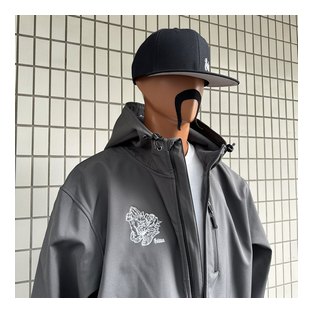 BL29-6701：BALANCE PRAING HANDS SOFT SHELL HOOD JACKET (耐風・耐水ソフトシェル)